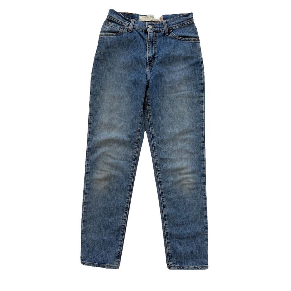 Levi’s 512 Women’s Lightwash Jeans Classic Slim Tapered Slim size 6 short Petite